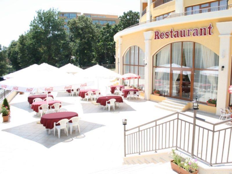 Hotel Central Golden Sands Exterior photo